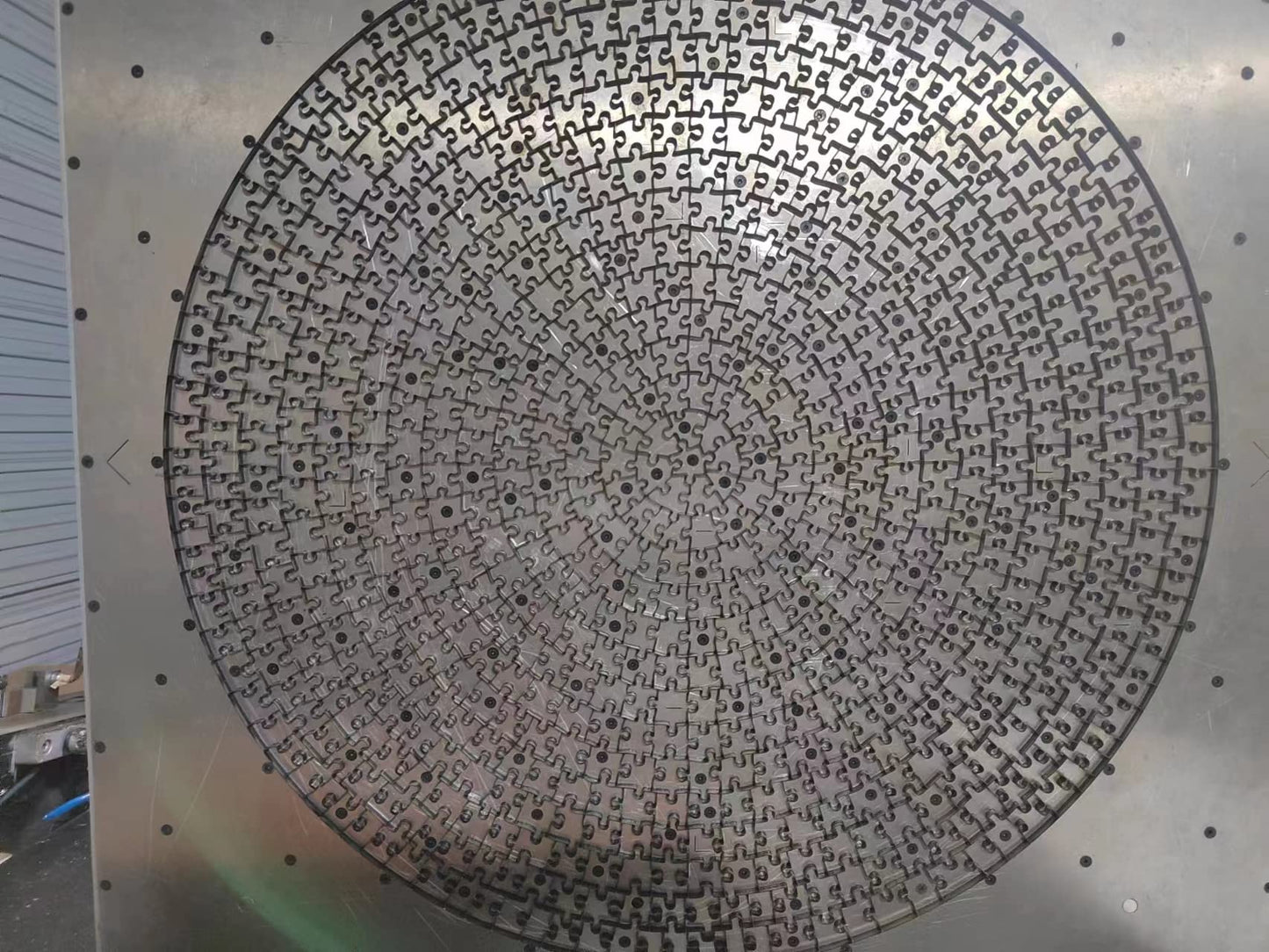 puzzle cutting die used for make Wood Cut Round Puzzle 1000 Pieces