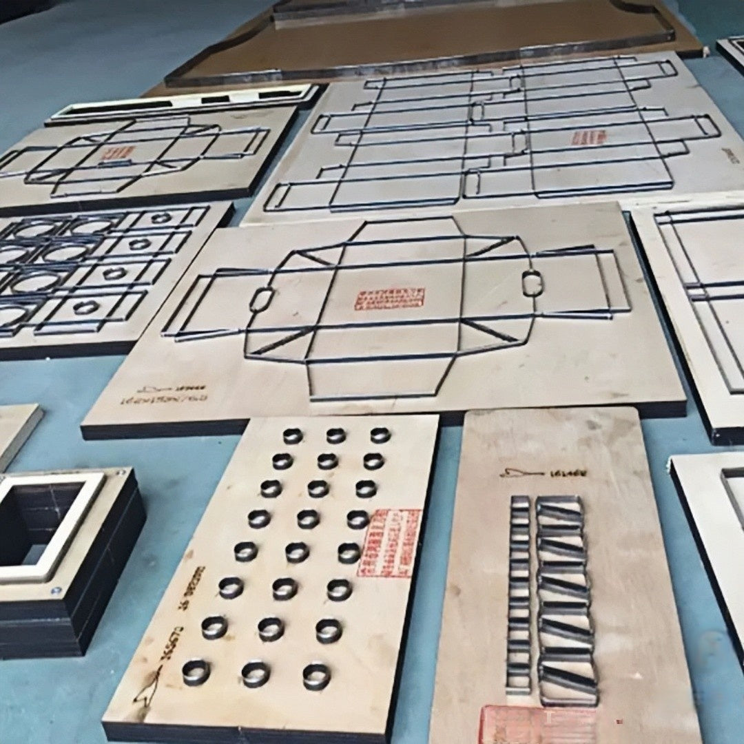 Pochoirs Scrapbooking Personnalisés - Stencil Sur Mesure - Pochoir Lettre