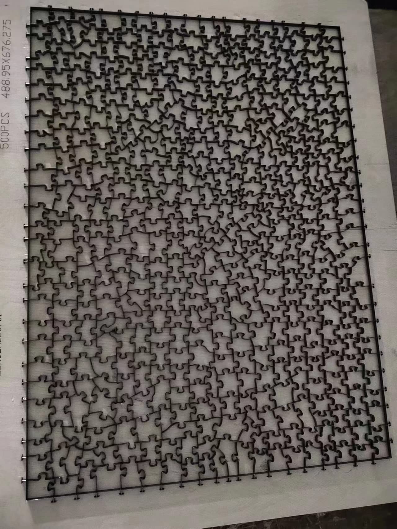 Puzzle-Stanzform 488.9x676.2mm 500 Teile - Stanzwerkzeug für Puzzle-Herstellung | Individuelle Form